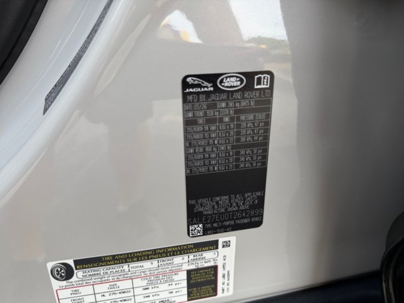 New 2026 Land Rover Defender 110 X-Dynamic SE AWD/4WD image 22