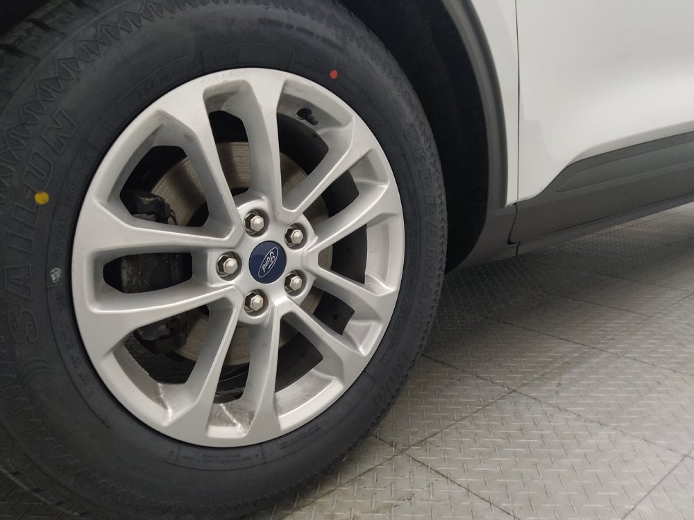 Used 2022 Ford Escape SE FWD image 31