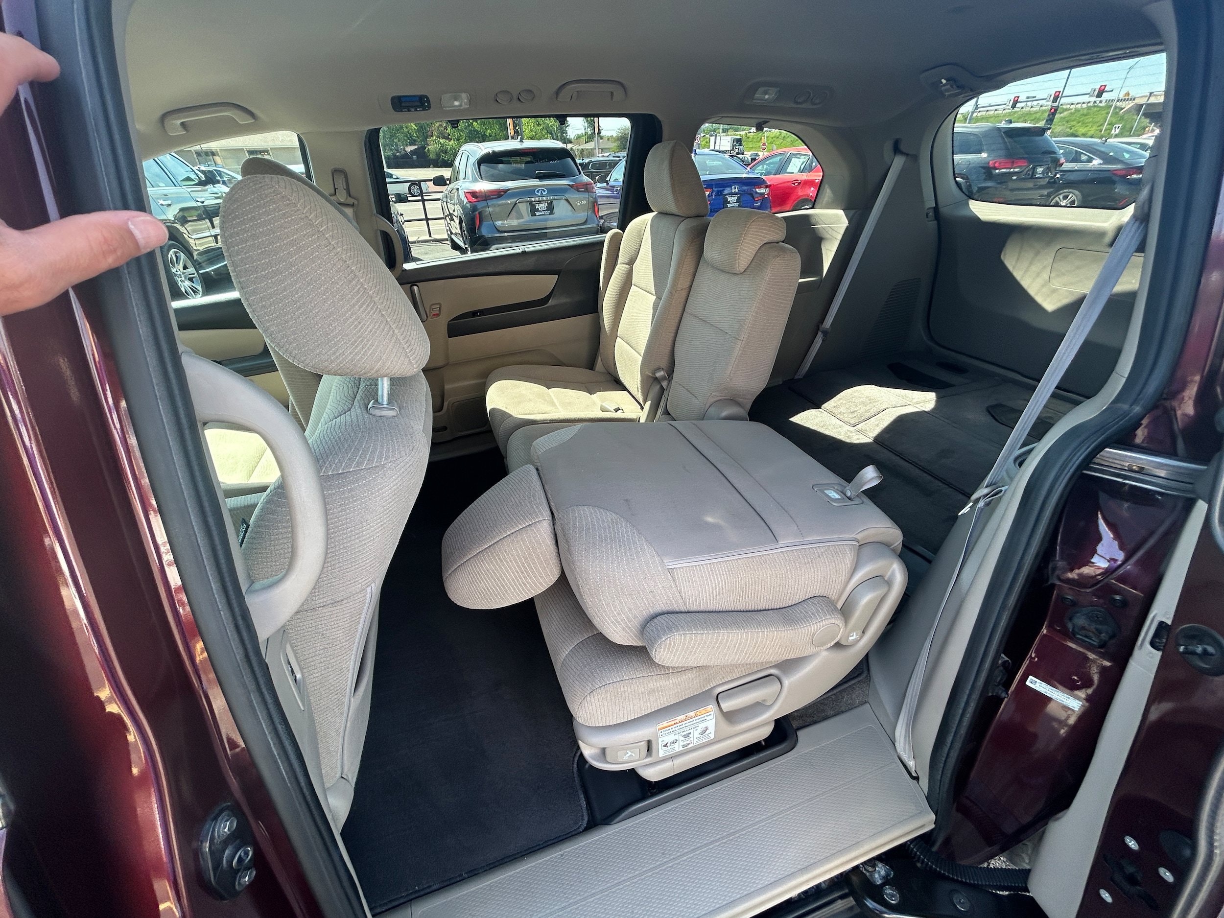 Used 2012 Honda Odyssey EX image 5