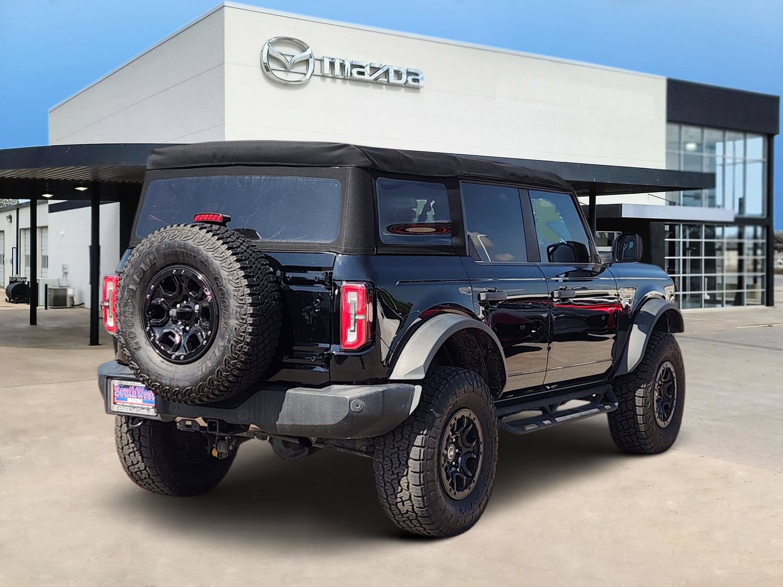 Used 2022 Ford Bronco Wildtrak AWD/4WD image 5