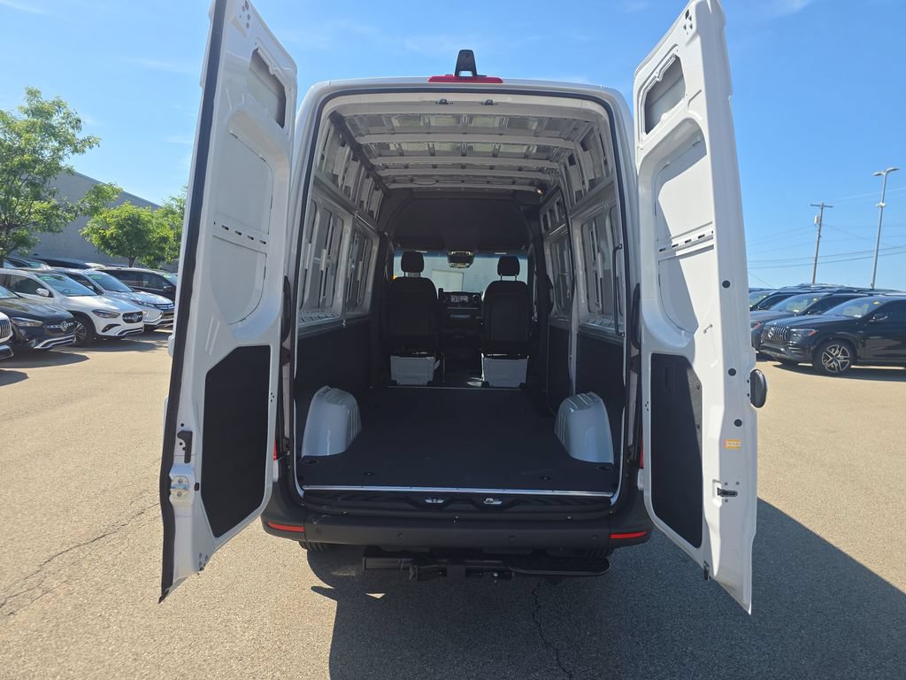 New 2026 Mercedes-Benz Sprinter 2500 image 21
