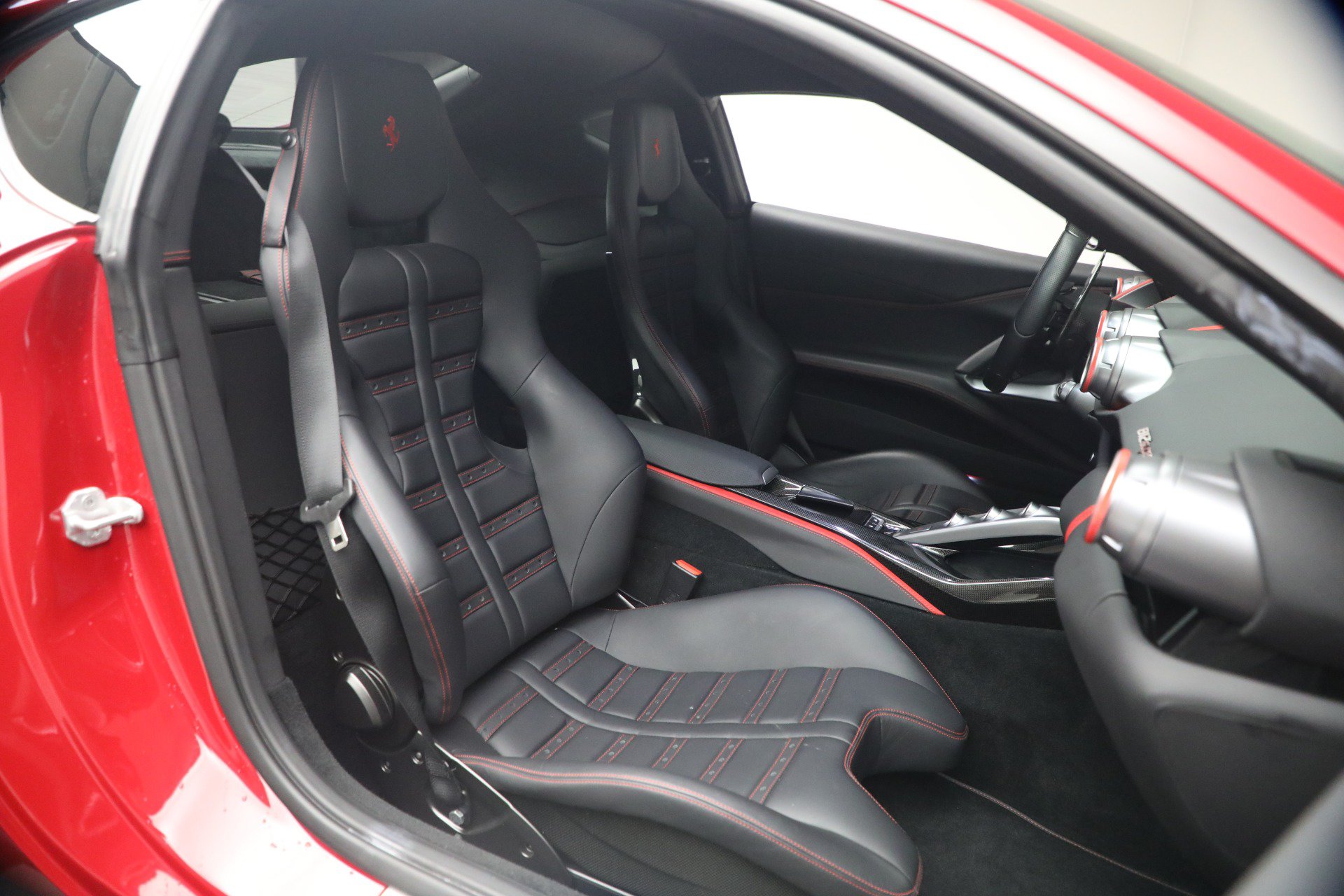 Certified 2018 Ferrari 812 Superfast RWD image 17