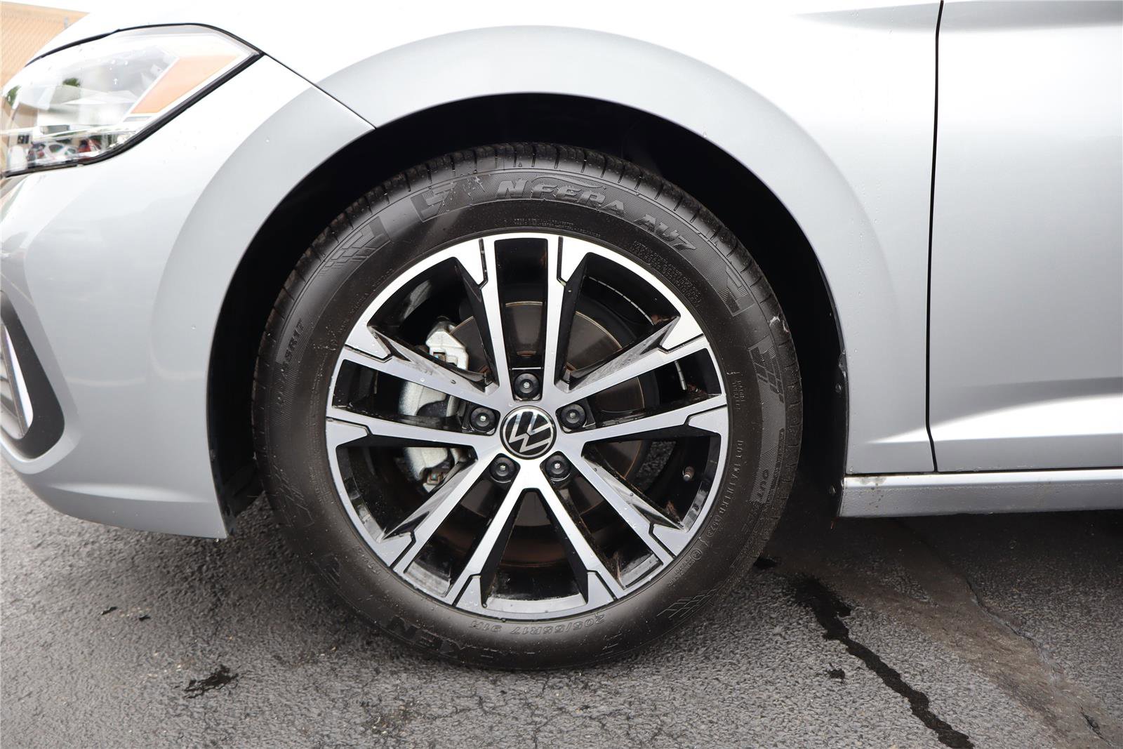 Certified 2024 Volkswagen Jetta Sport FWD image 11
