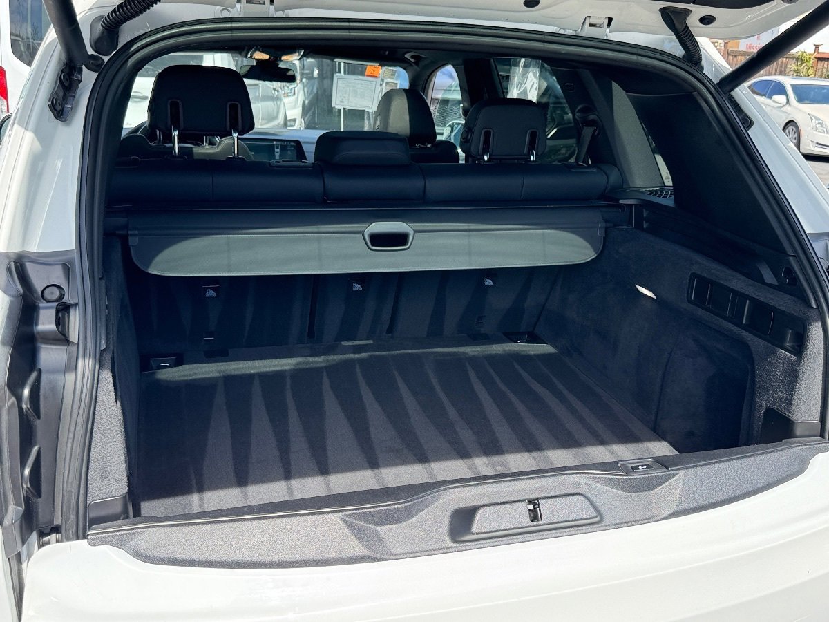 Used 2019 BMW X5 xDrive40i w/ Premium Package 2 AWD/4WD image 14
