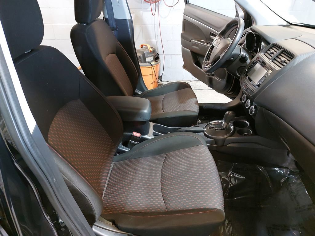 Used 2017 Mitsubishi Outlander Sport SE image 10