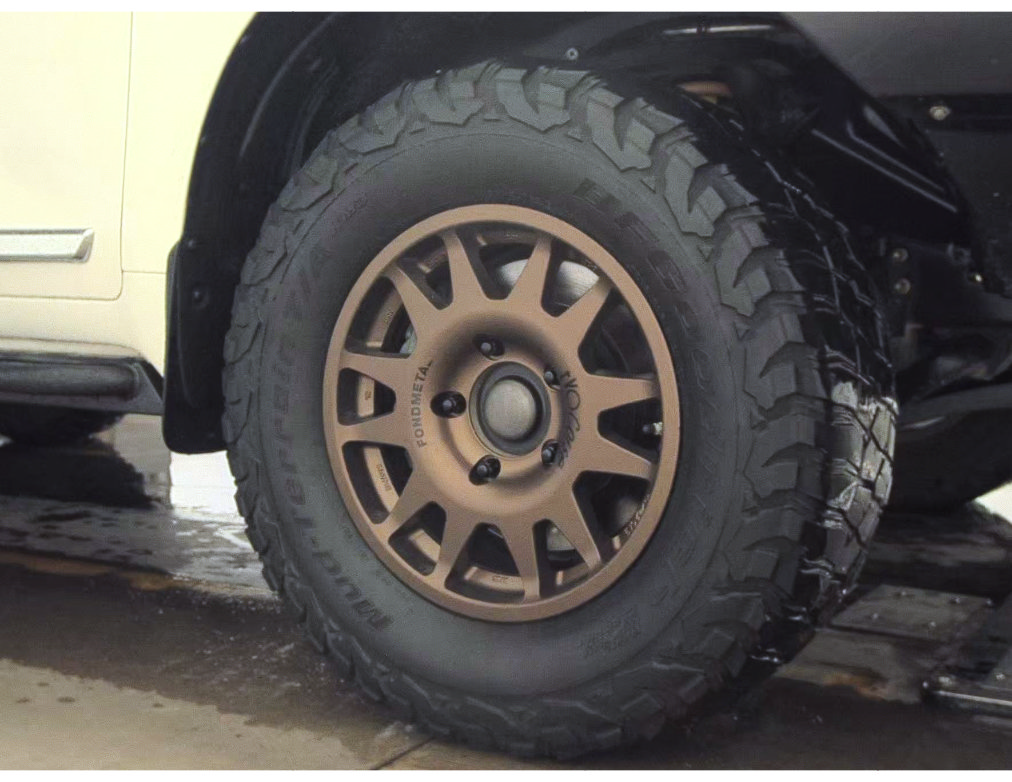 Used 2018 Toyota Land Cruiser AWD/4WD image 11