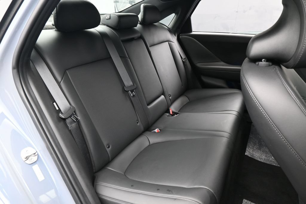 Used 2025 Hyundai Ioniq 6 SEL RWD image 41