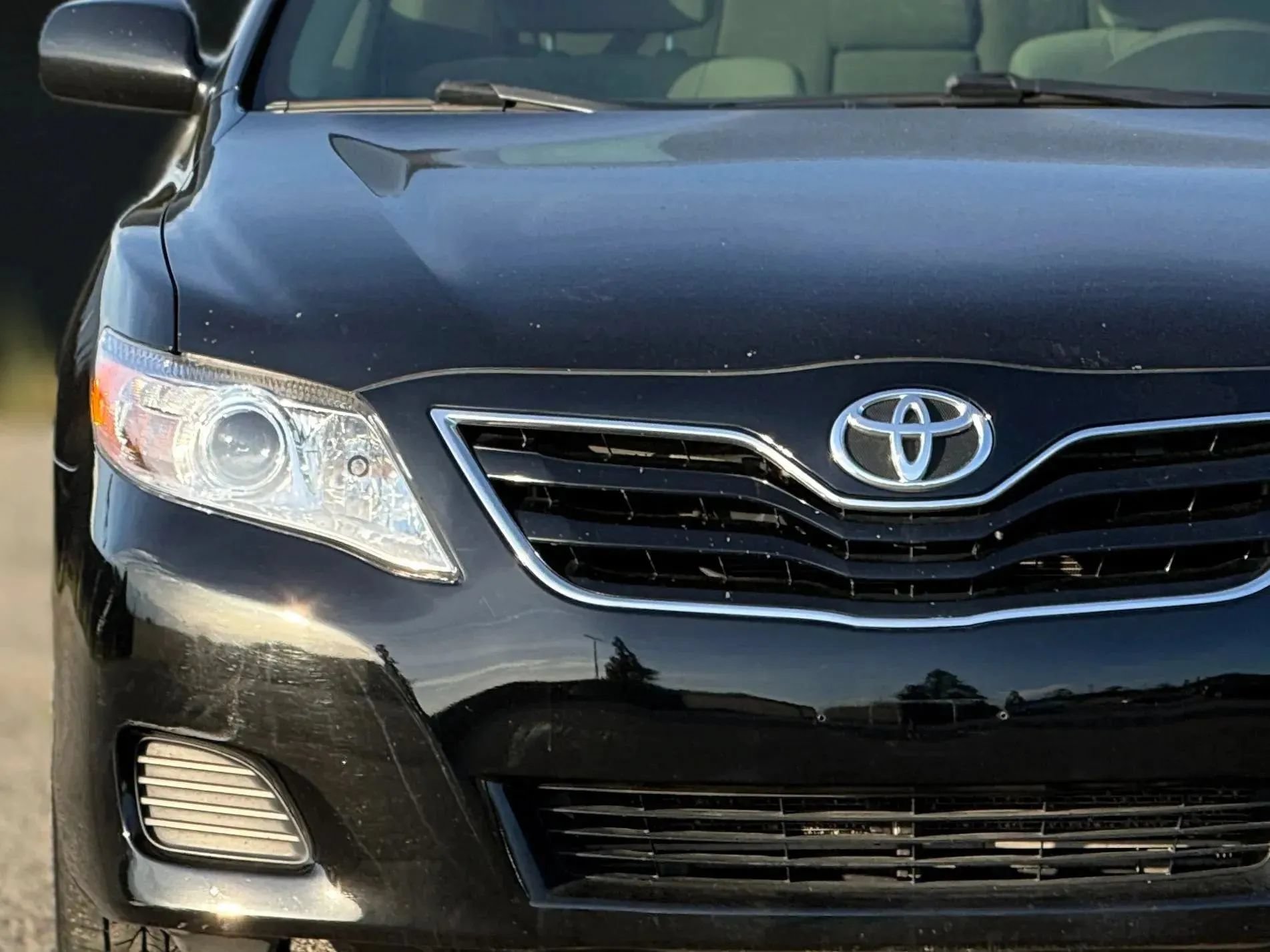 Used 2010 Toyota Camry LE FWD image 11