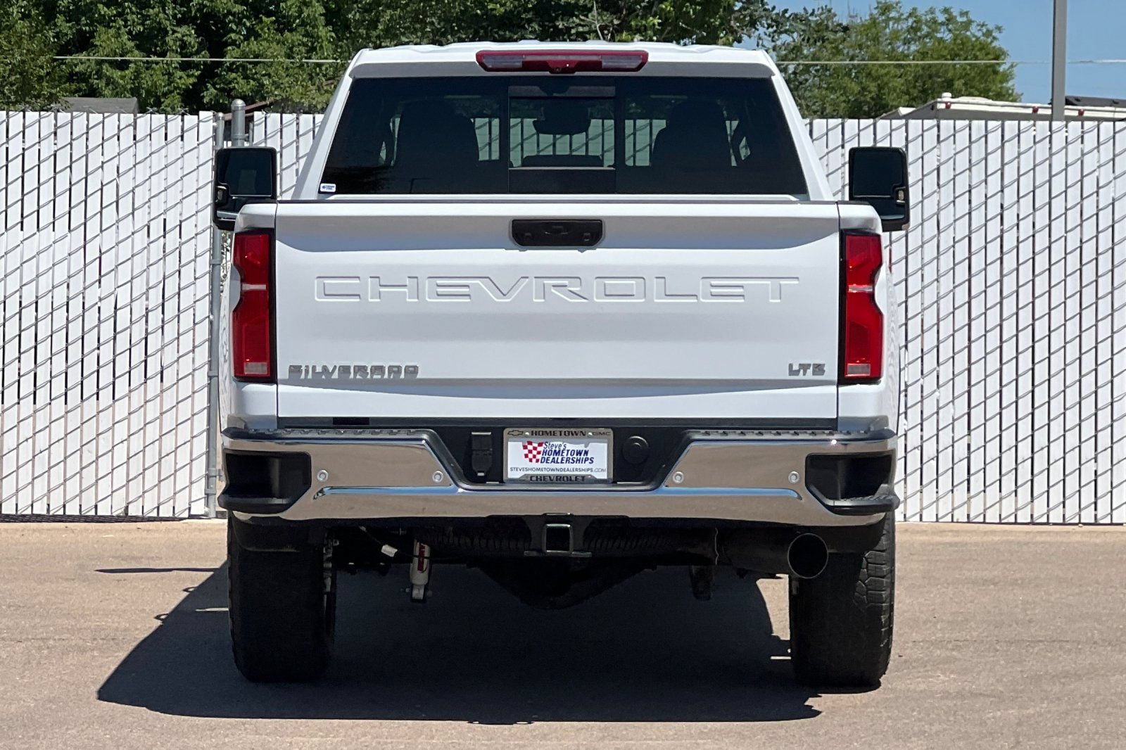New 2026 Chevrolet Silverado 2500 LTZ w/ LTZ Premium Package AWD/4WD image 5