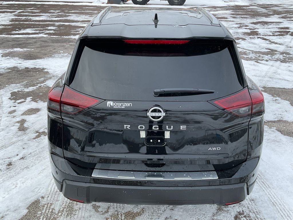 New 2026 Nissan Rogue SV w/ SV Premium Package AWD/4WD image 6