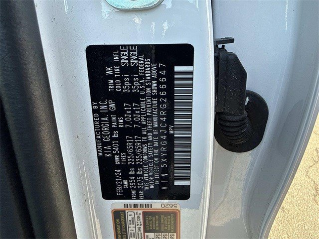 Used 2024 Kia Sorento LX image 29