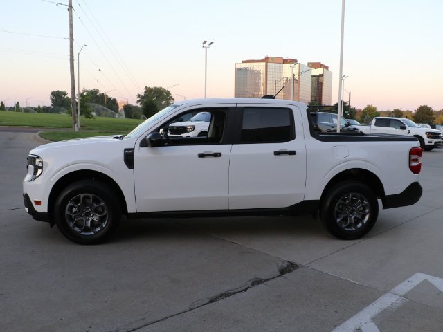 New 2026 Ford Maverick XLT w/ XLT Luxury Package FWD image 4