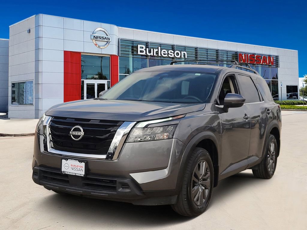 Certified 2024 Nissan Pathfinder SV image 1