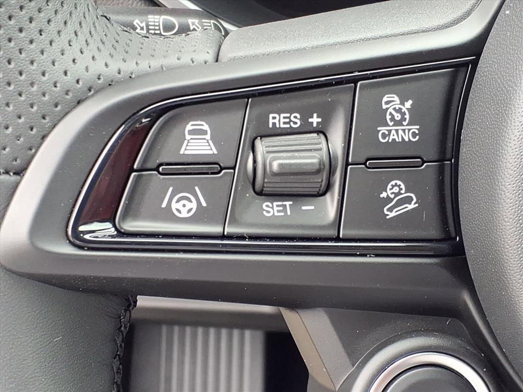 New 2025 Alfa Romeo Stelvio Sprint w/ Convenience Package AWD/4WD image 18