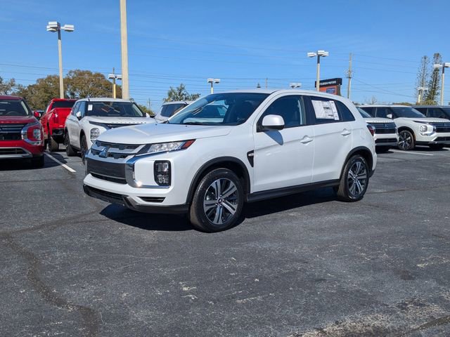 Used 2026 Mitsubishi Outlander Sport ES image 2