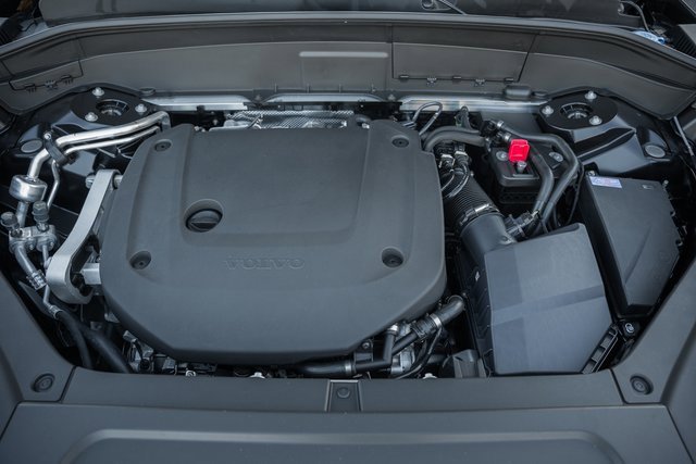 New 2026 Volvo XC90 B6 Ultra w/ Protection Package image 18