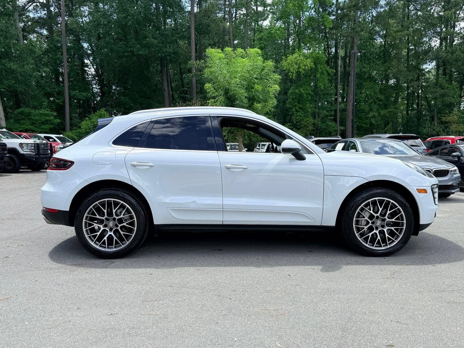 Used 2017 Porsche Macan S AWD/4WD image 9