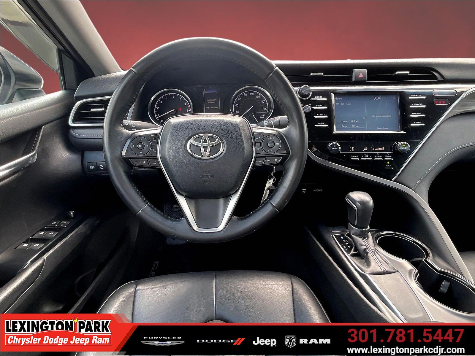 Used 2018 Toyota Camry SE FWD image 8