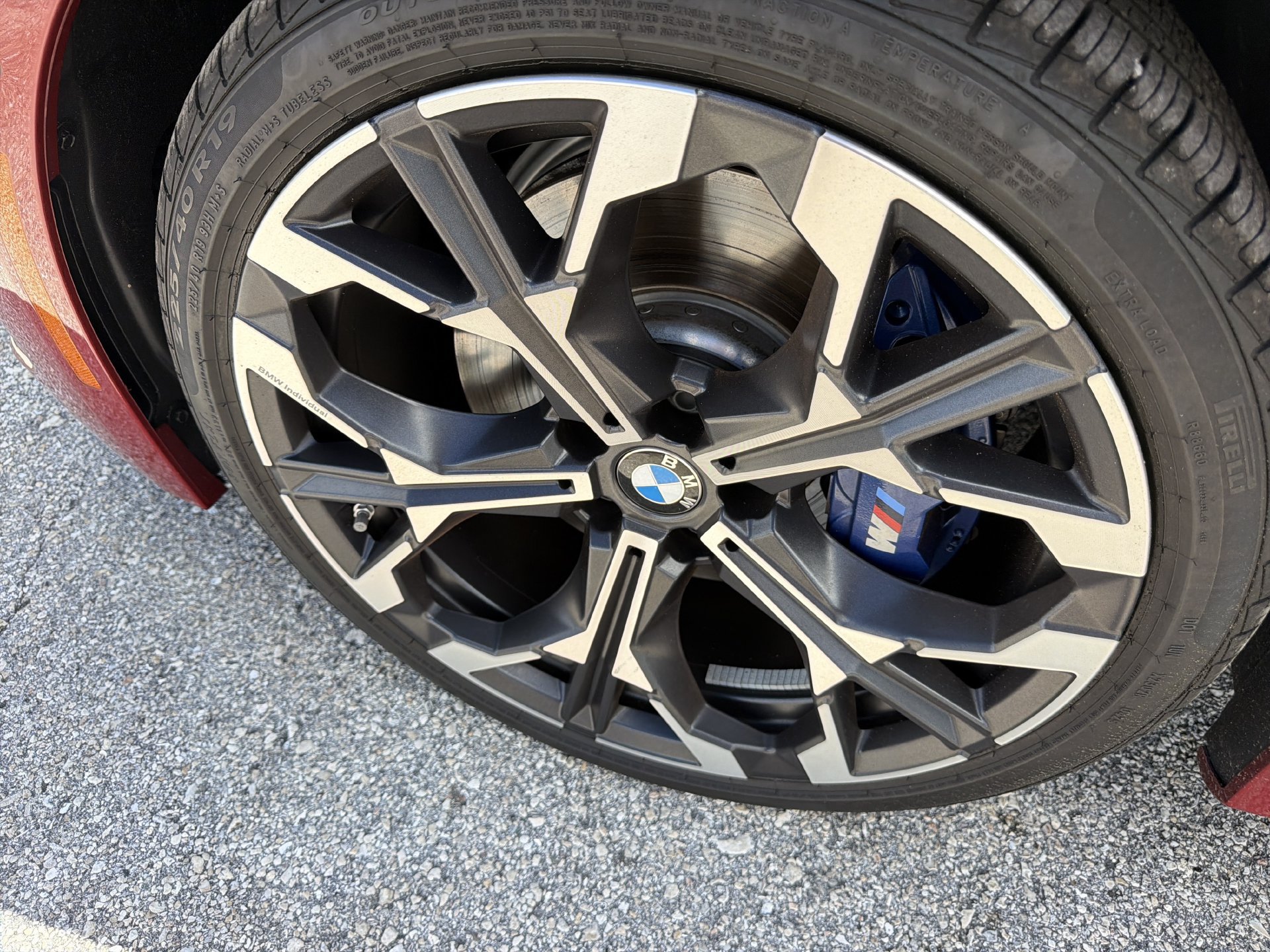 Used 2025 BMW M340i RWD image 9