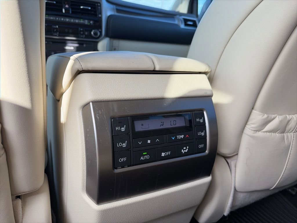 Certified 2023 Lexus GX 460 Luxury w/ Accessory Package image 13