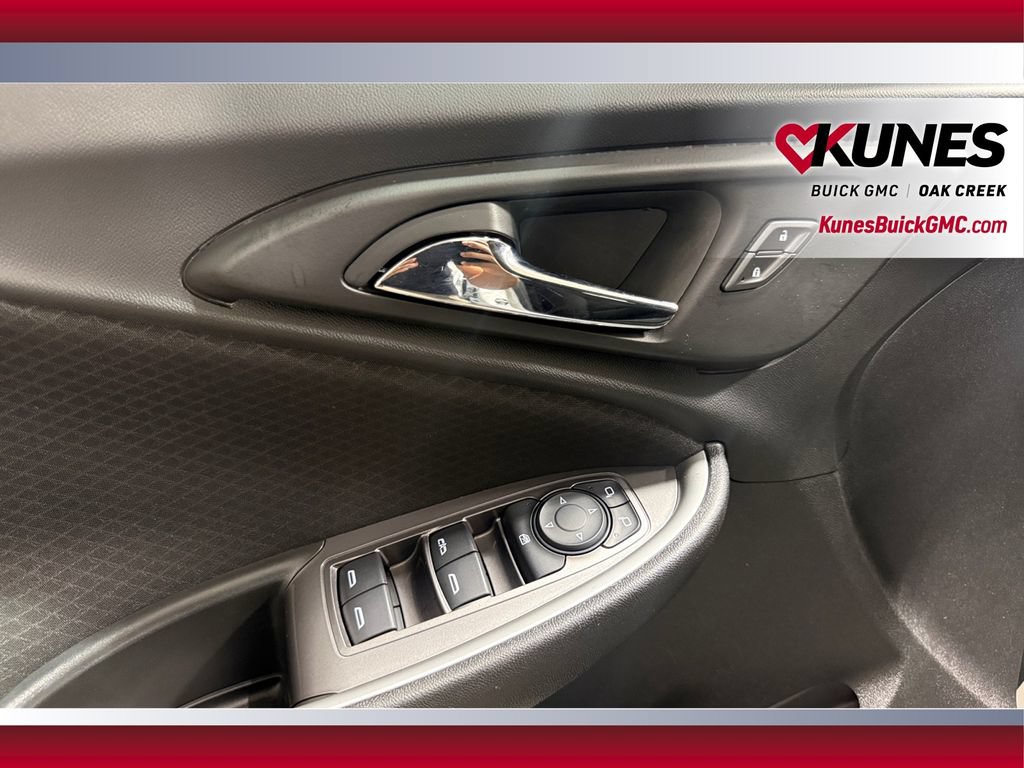 Used 2024 Chevrolet Malibu LT FWD image 21
