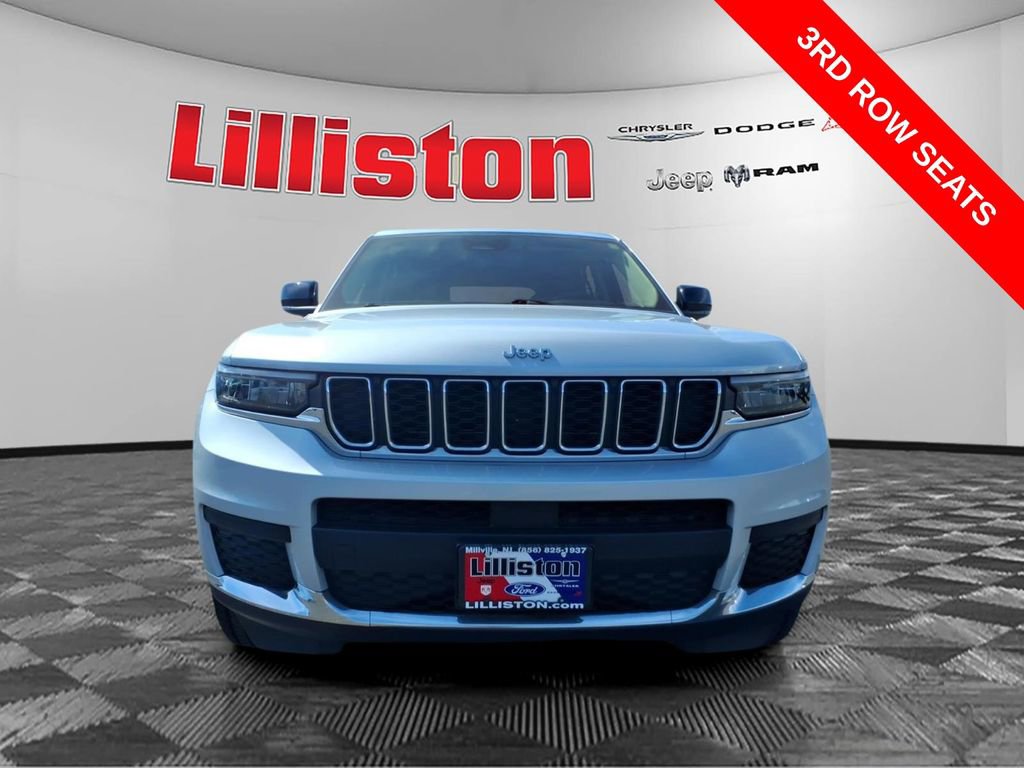 Used 2023 Jeep Grand Cherokee L Laredo image 6