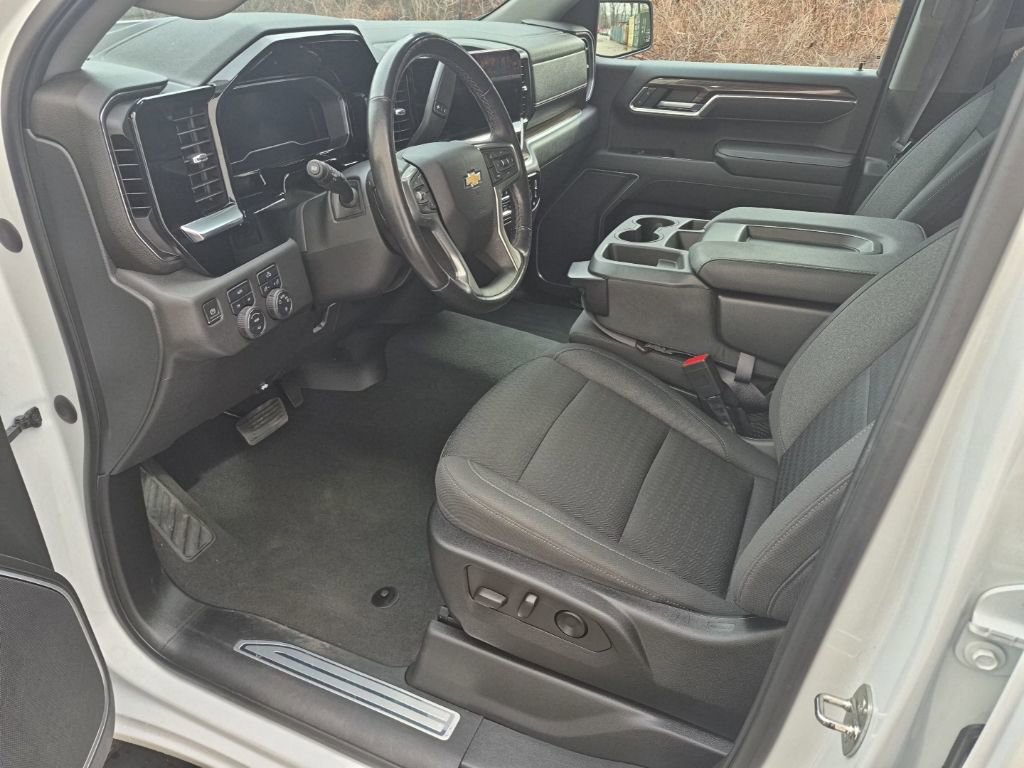 Used 2022 Chevrolet Silverado 1500 LT image 17