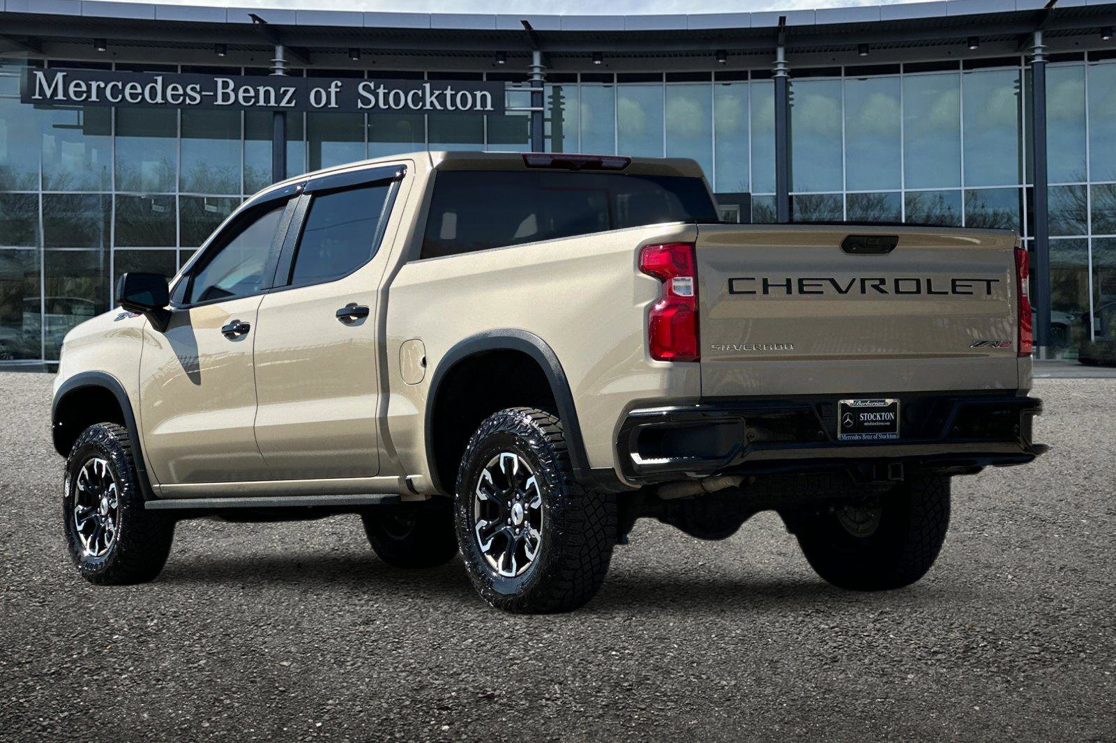 Used 2022 Chevrolet Silverado 1500 ZR2 image 6