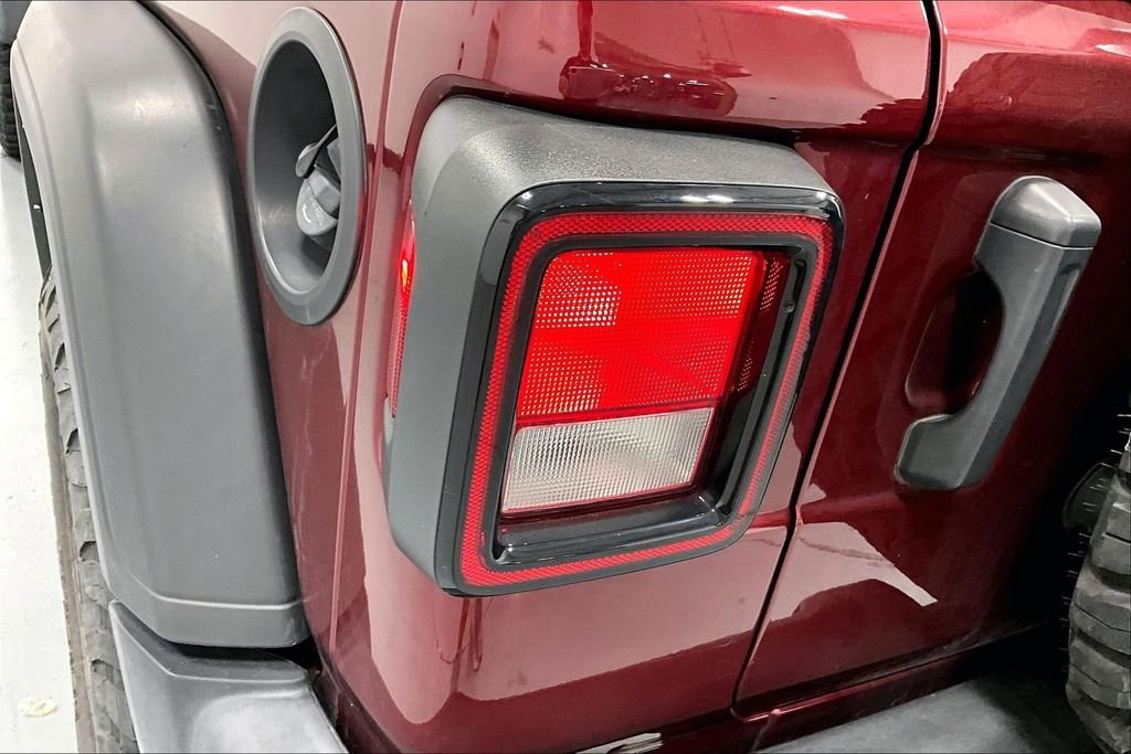 Used 2021 Jeep Wrangler Unlimited Sport image 38