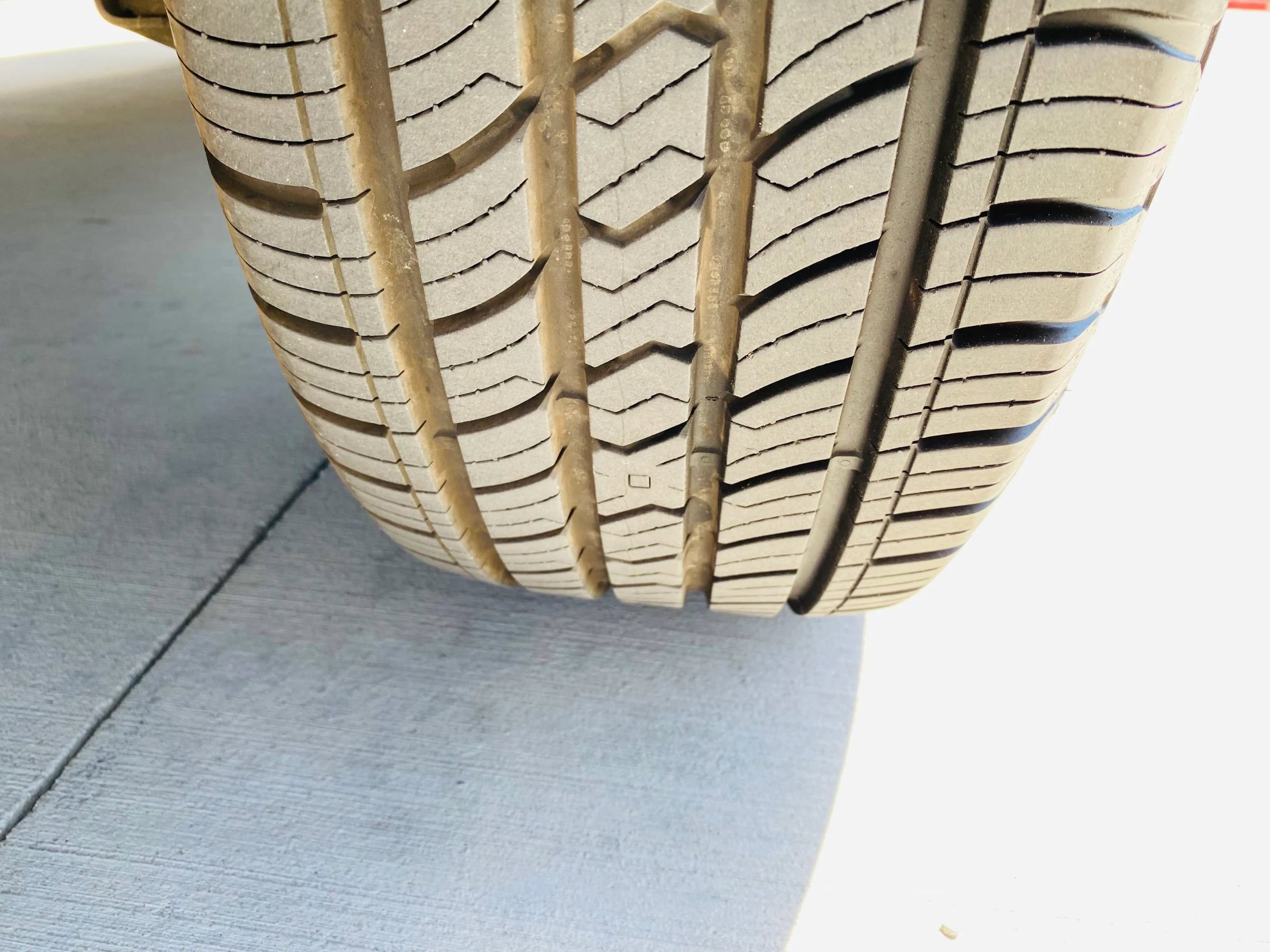 Used 2010 Jeep Commander Sport w/ Sun/Sound Group RWD image 10