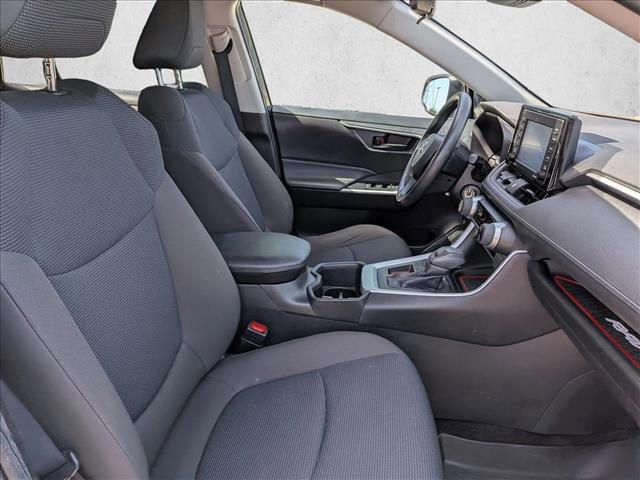 Used 2022 Toyota RAV4 LE FWD image 20