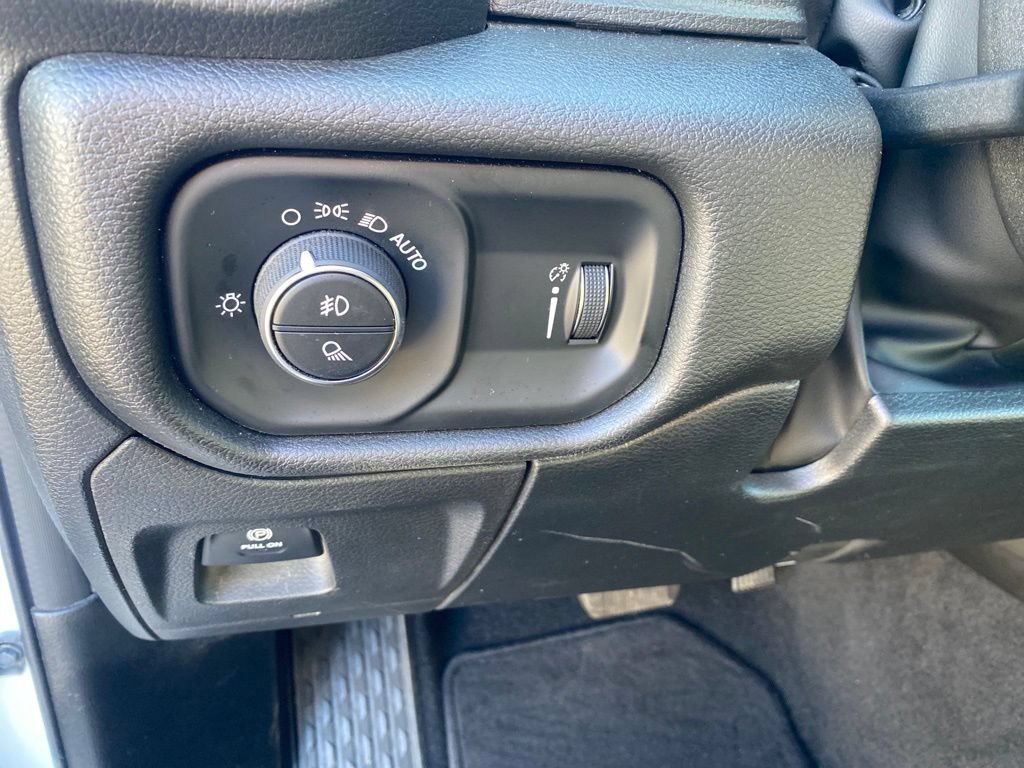 Used 2025 RAM 1500 Tradesman AWD/4WD image 13