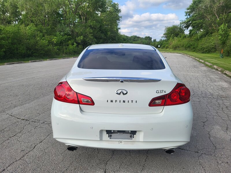 Used 2010 INFINITI G37 x Sedan w/ Premium Pkg AWD/4WD image 5