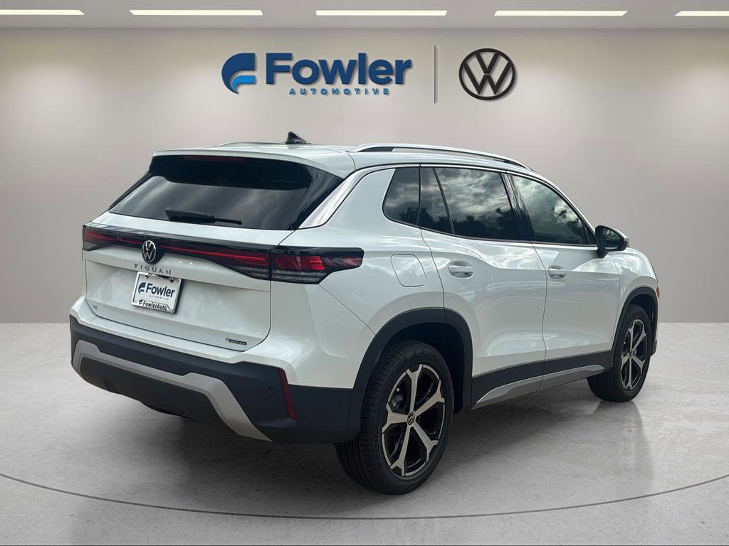 New 2026 Volkswagen Tiguan SE AWD/4WD image 7