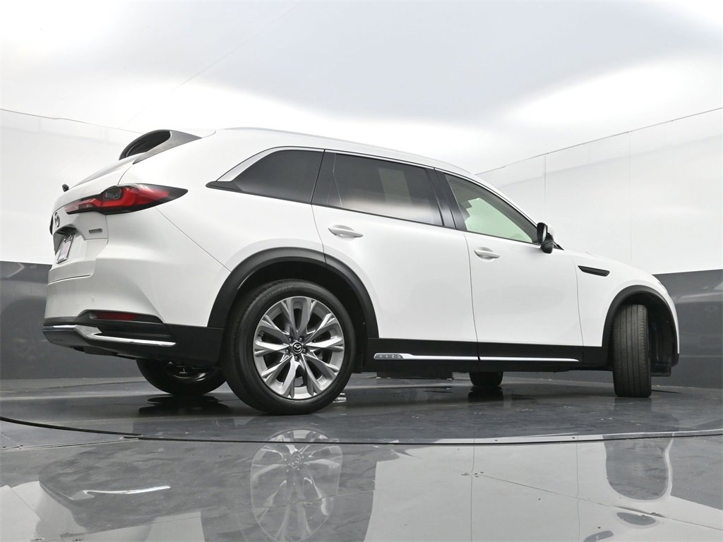 Used 2024 MAZDA CX-90 3.3 Turbo w/ Premium Plus Pkg image 34