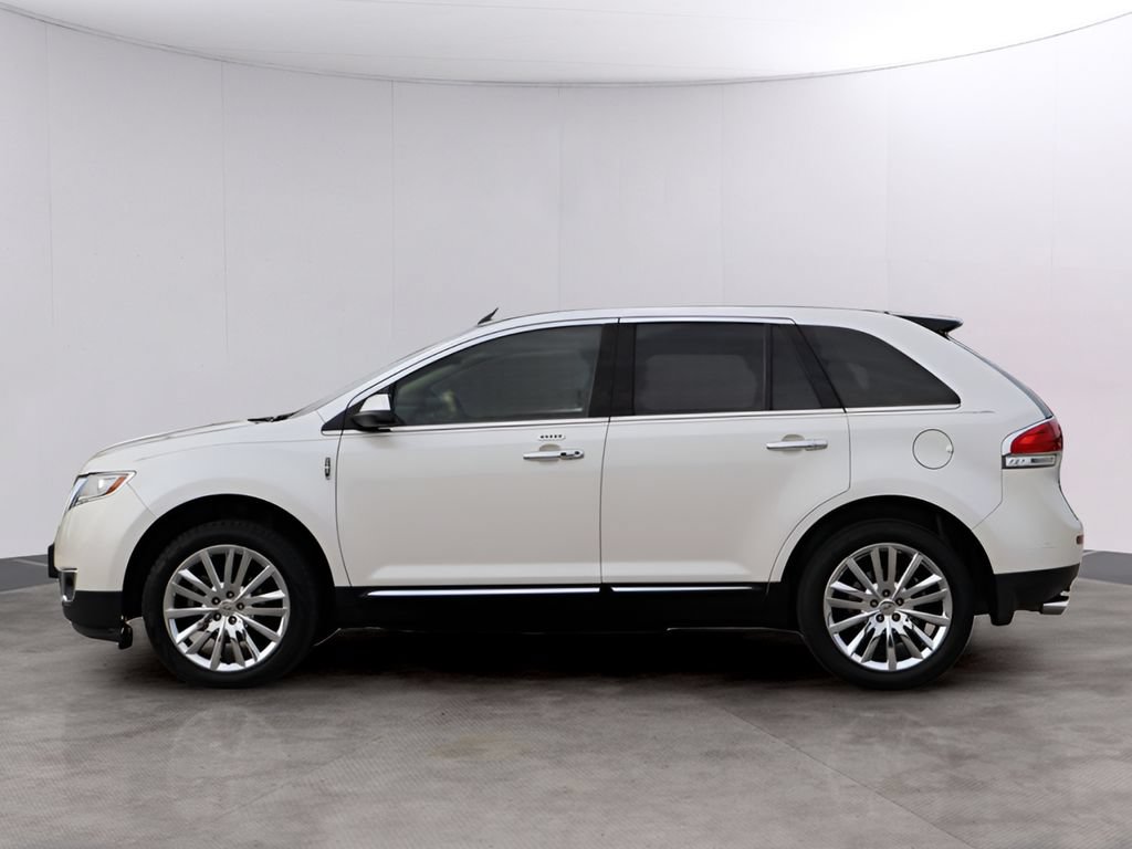 Used 2011 Lincoln MKX 2WD w/ 102A Rapid Spec Order Code image 4