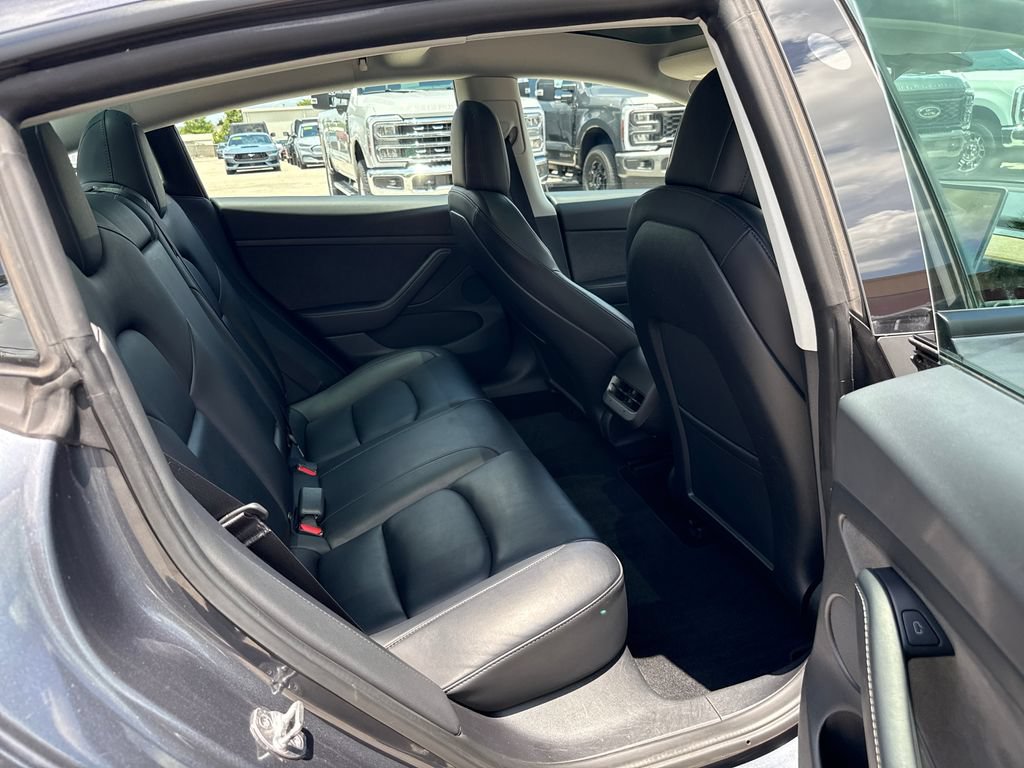 Used 2022 Tesla Model 3 Long Range AWD/4WD image 25