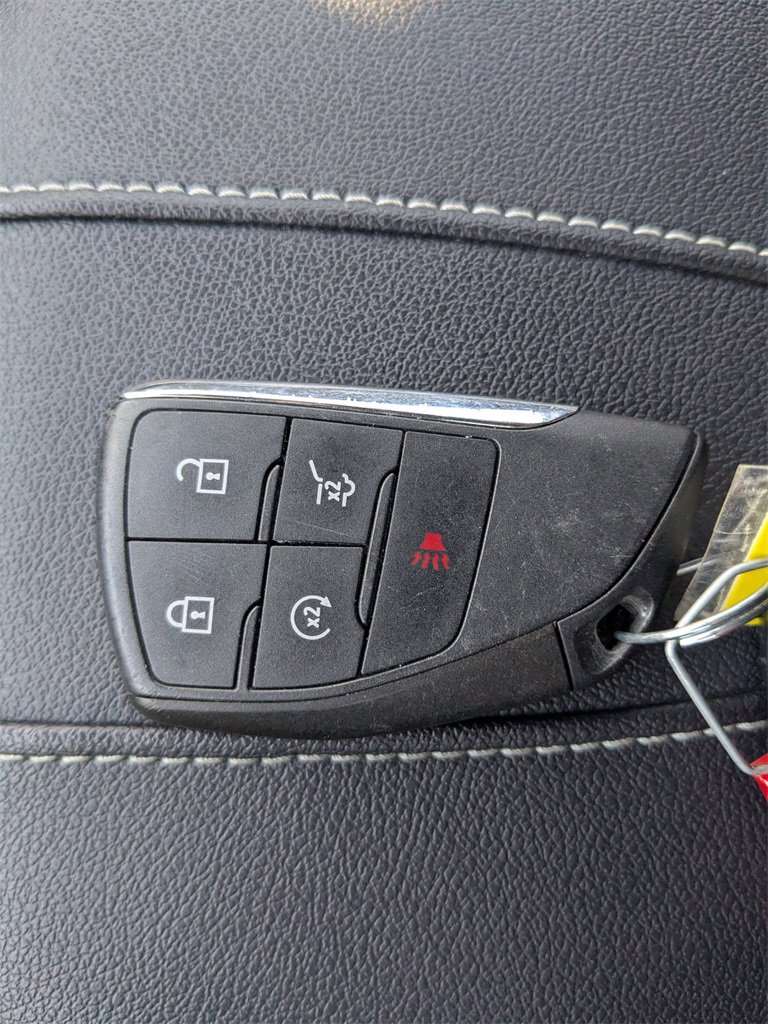 Certified 2025 Chevrolet Traverse LT image 24