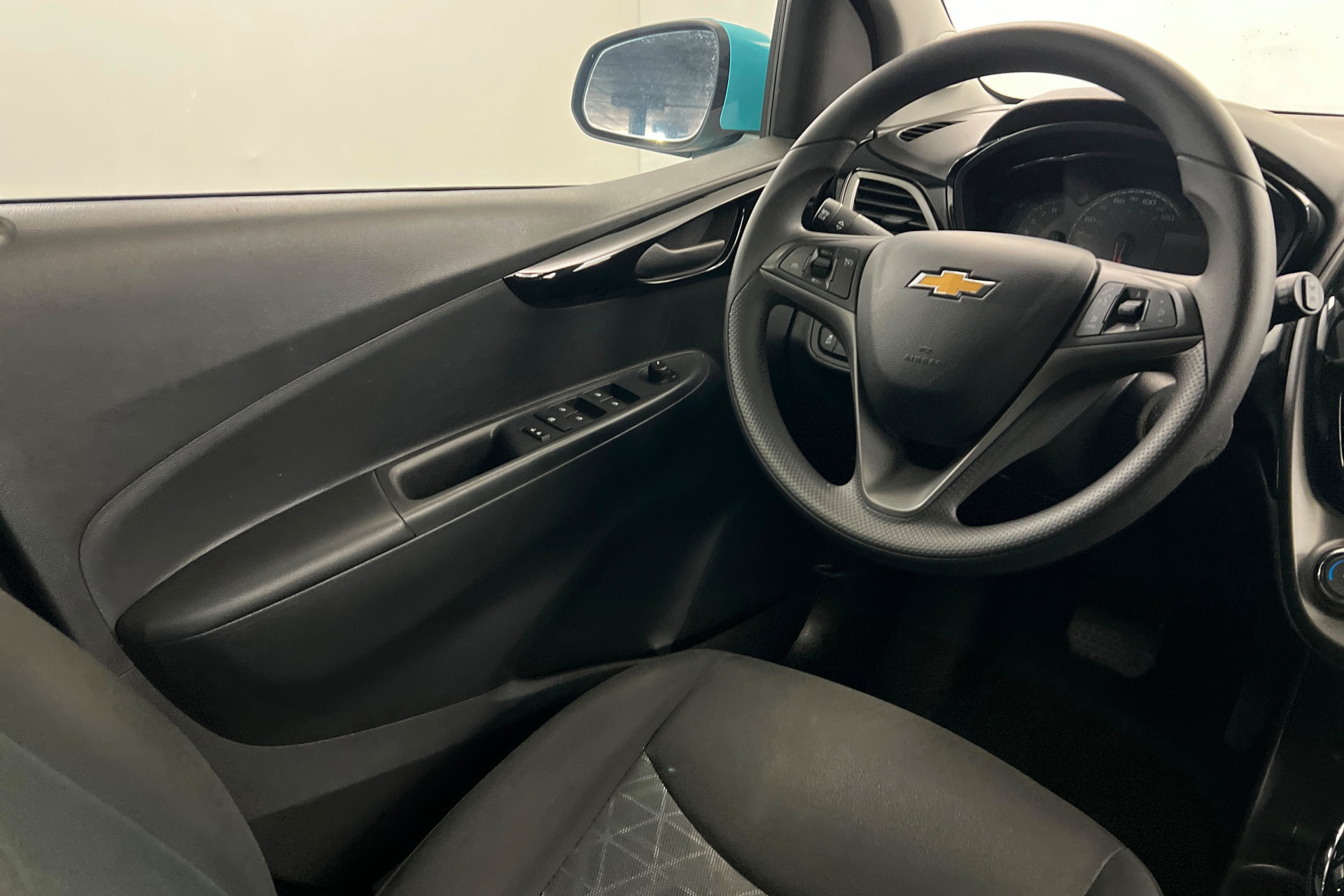 Used 2022 Chevrolet Spark LT FWD image 12