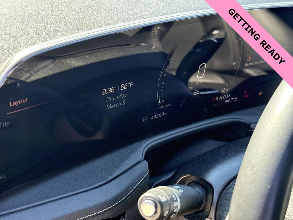 Used 2024 Cadillac XT4 Premium Luxury image 10