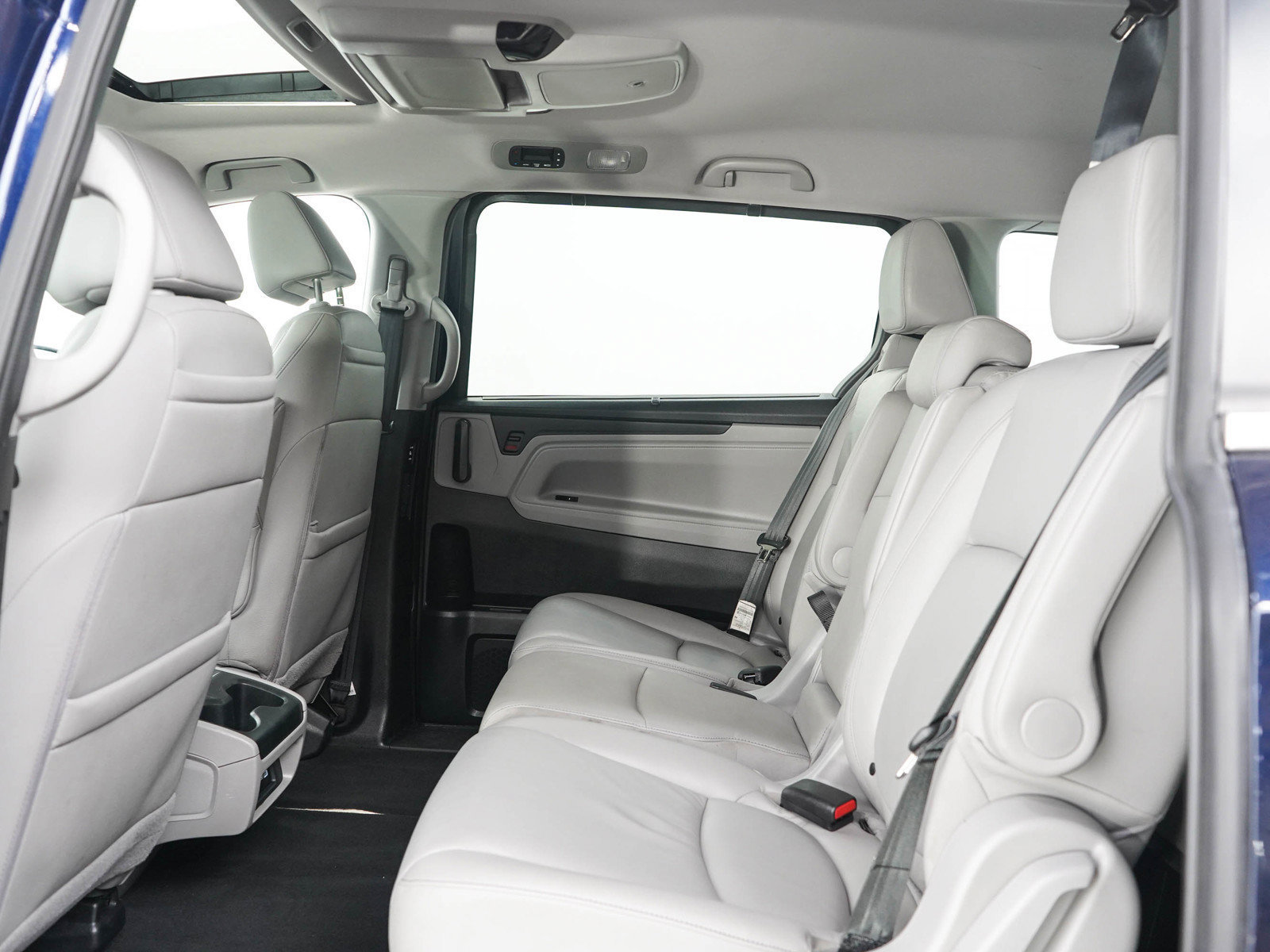 Used 2023 Honda Odyssey Touring image 16