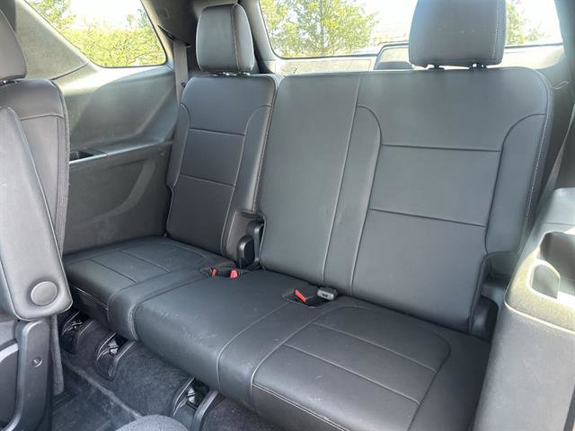 Used 2023 Chevrolet Traverse LT w/ LT Premium Package AWD/4WD image 49