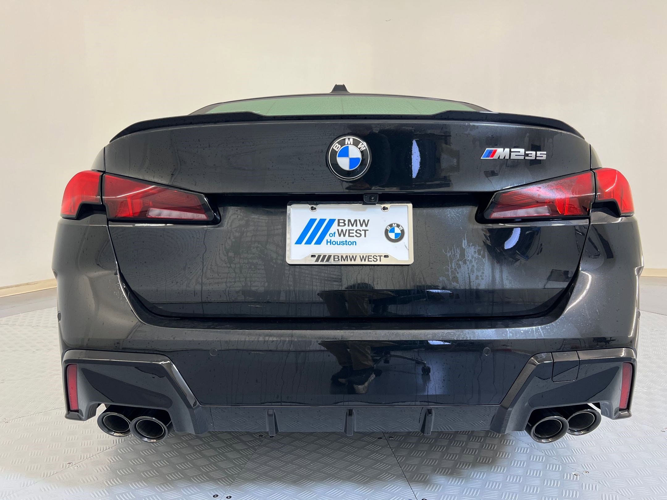 Used 2026 BMW M235i xDrive w/ Technology Package image 10