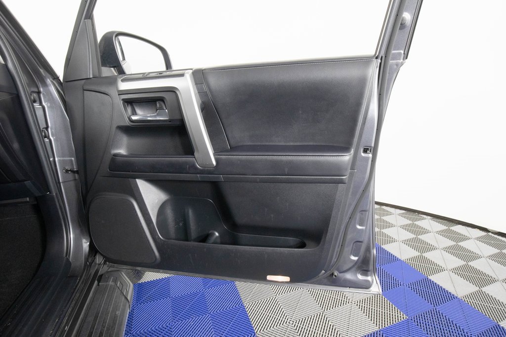 Used 2023 Toyota 4Runner SR5 Premium image 18