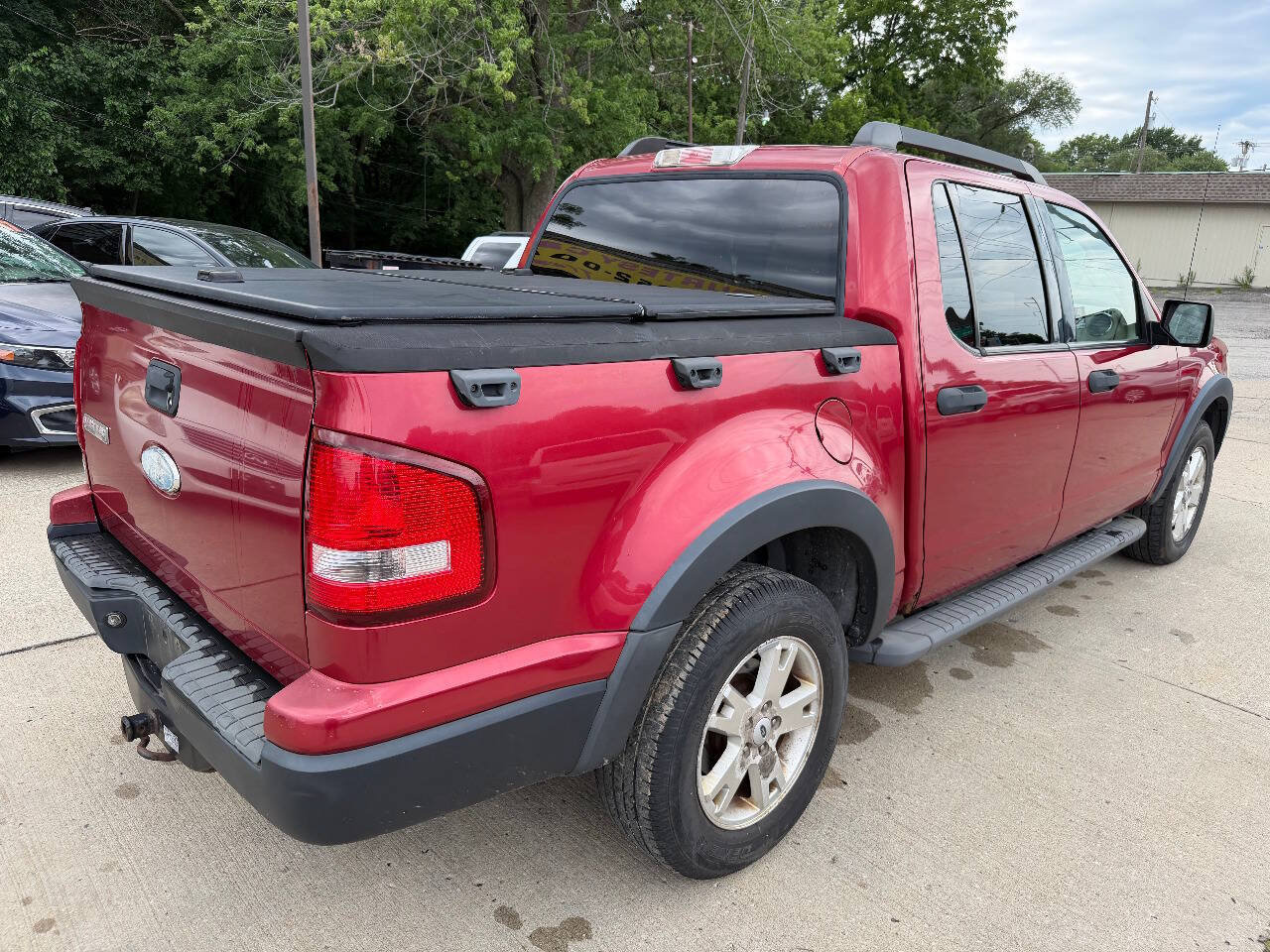 Used 2007 Ford Explorer Sport Trac XLT RWD image 8