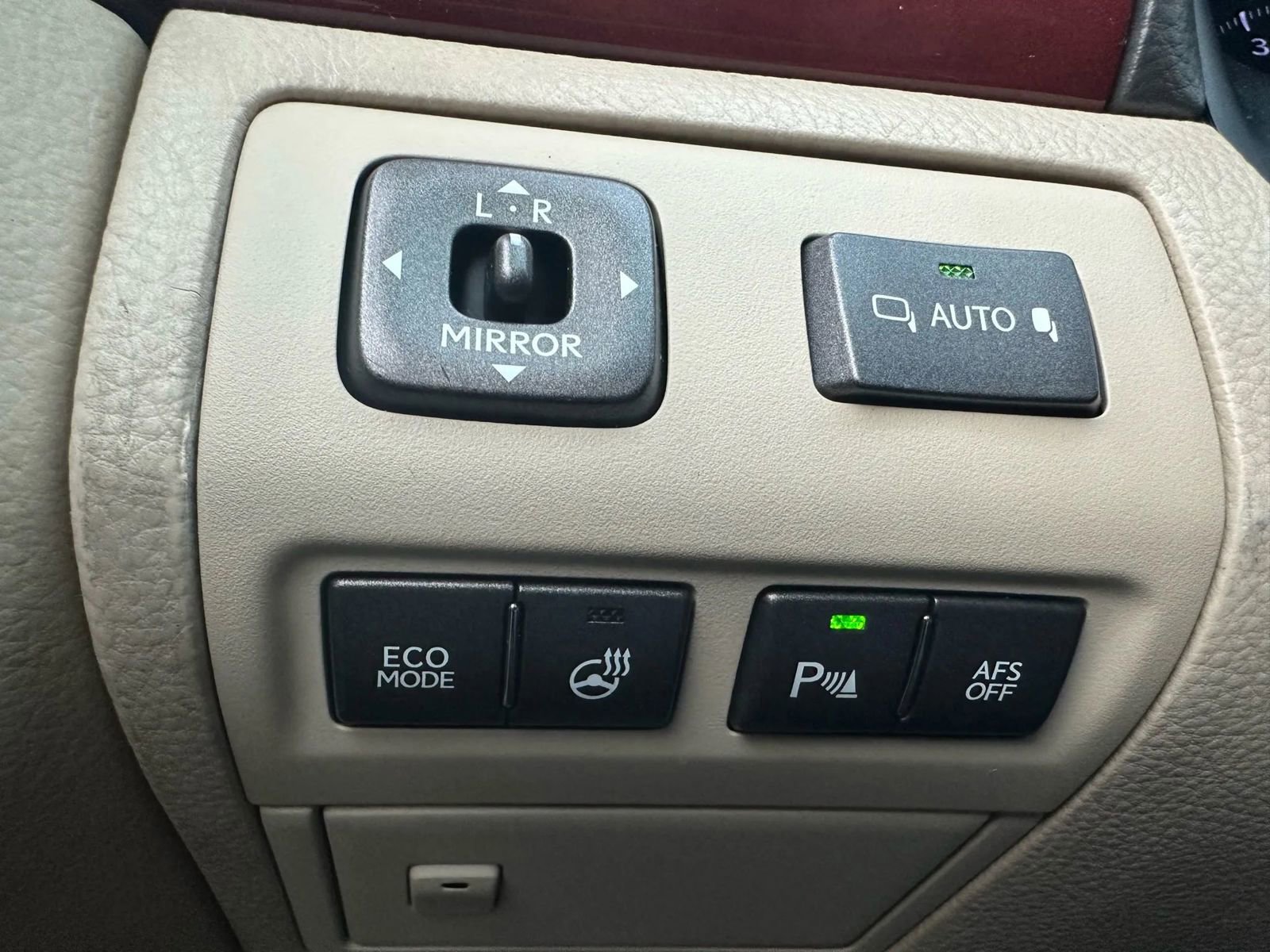 Used 2012 Lexus LS 460 AWD image 27