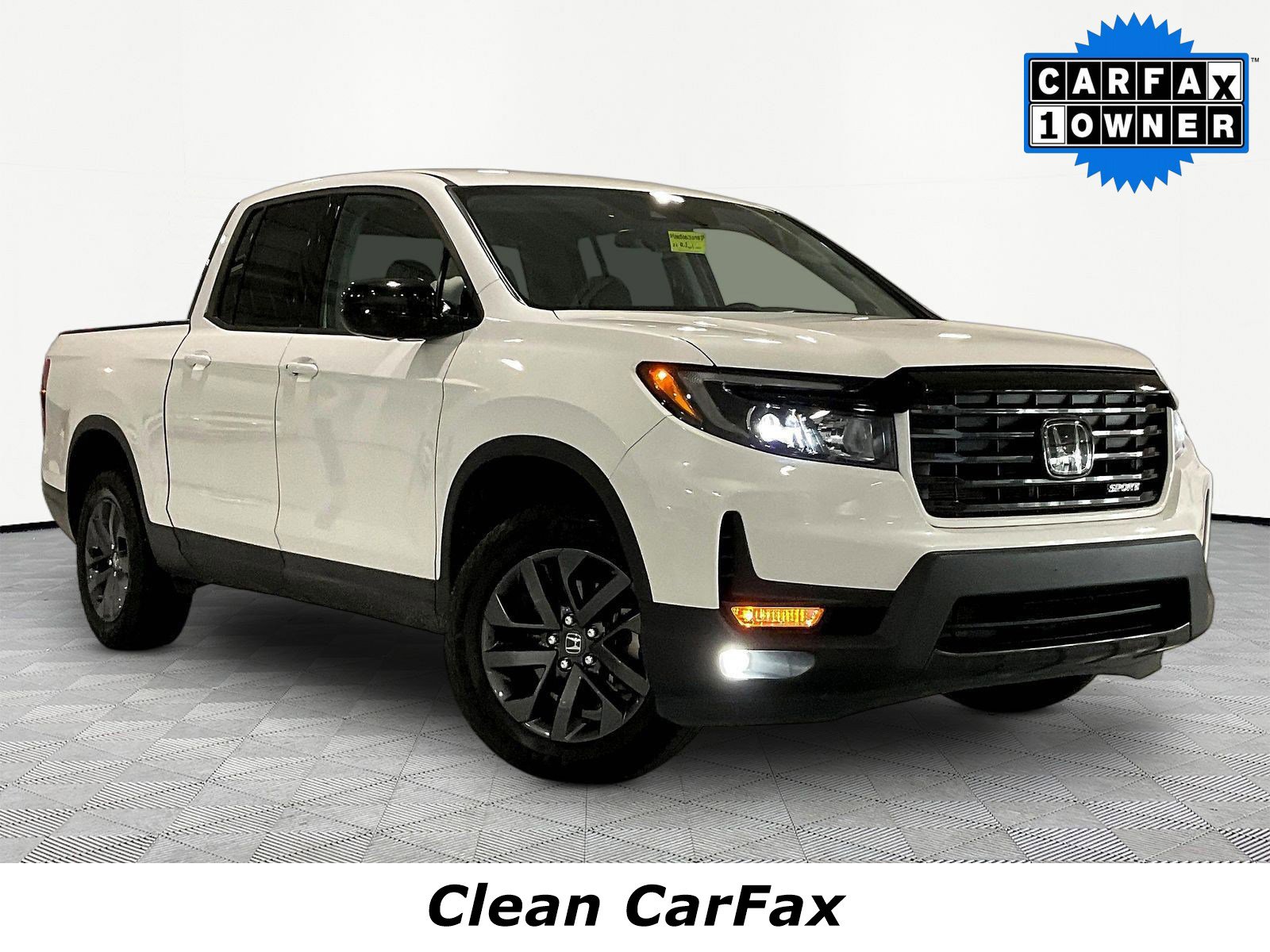 Used 2021 Honda Ridgeline Sport image 3