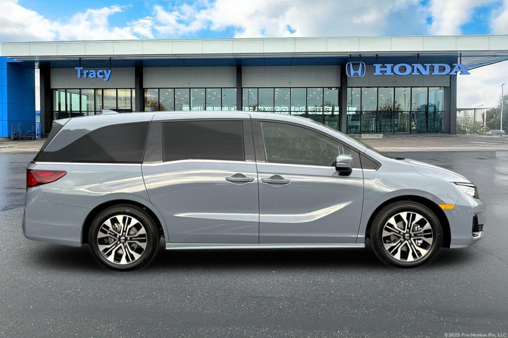 New 2026 Honda Odyssey Elite image 4