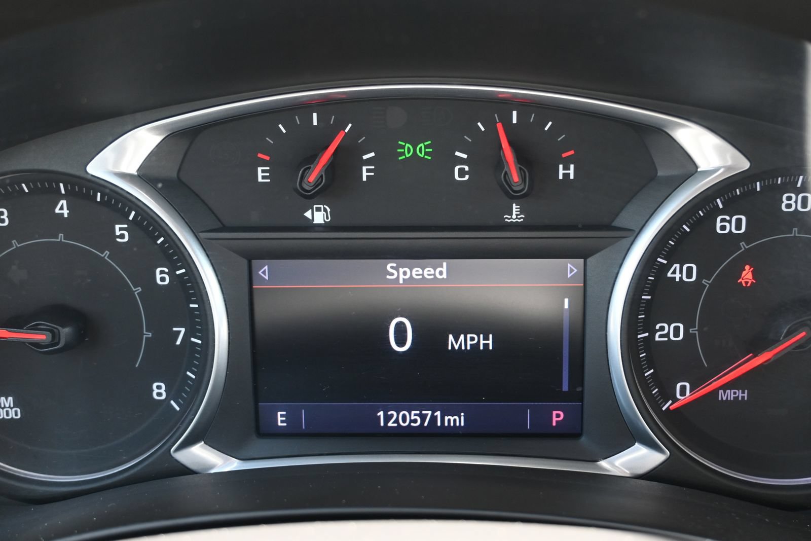 Used 2021 GMC Terrain SLT w/ LPO, 'HIT The Road' Package FWD image 14