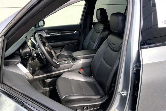 Used 2025 Cadillac XT6 Sport AWD/4WD image 25